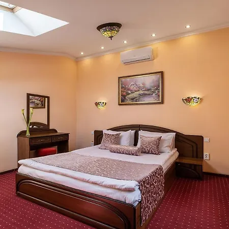 Edem 3* Lviv