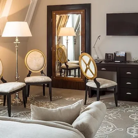 Edem Hotel 3*