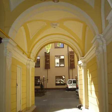 Edem 3* Lviv